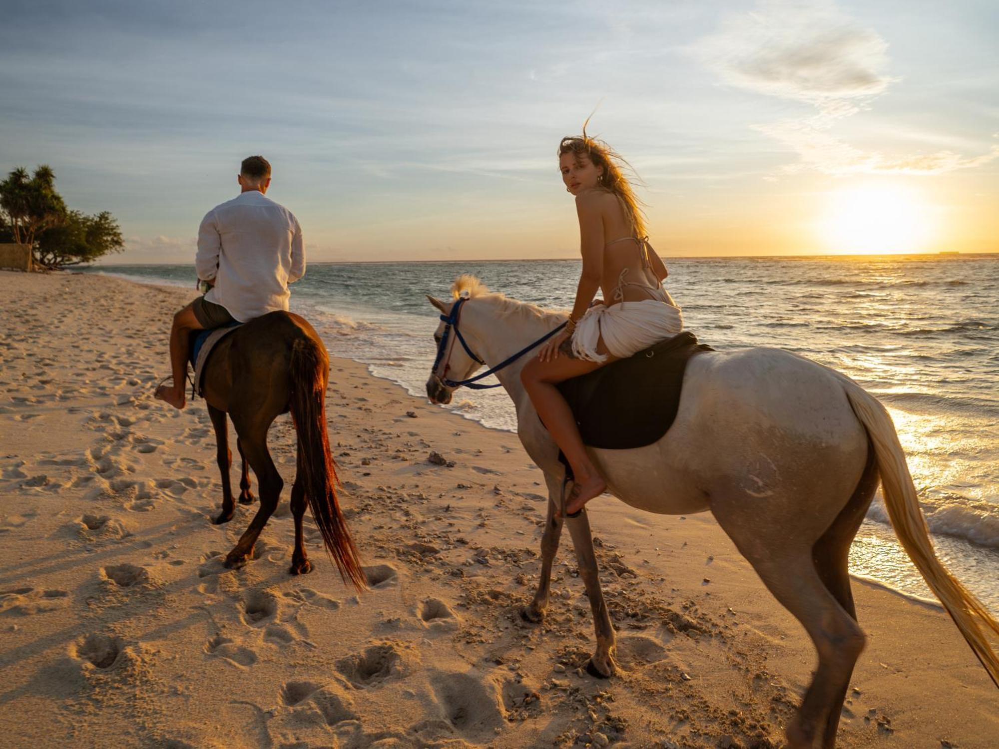 Cocana Resort Гили Траванган Экстерьер фото